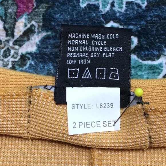 VTG Lennie for Nina Leonard Mustard Stylish Knit Cropped Suit Jacket Sz Small - Picture 4 of 9